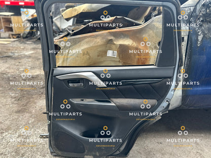 Puerta mitsubishi montero sport tras. RH 2019