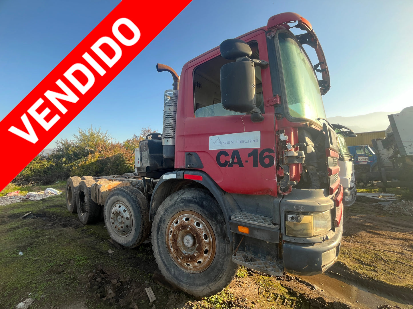 Scania P124CB año 2005 8x4 EN VENTA