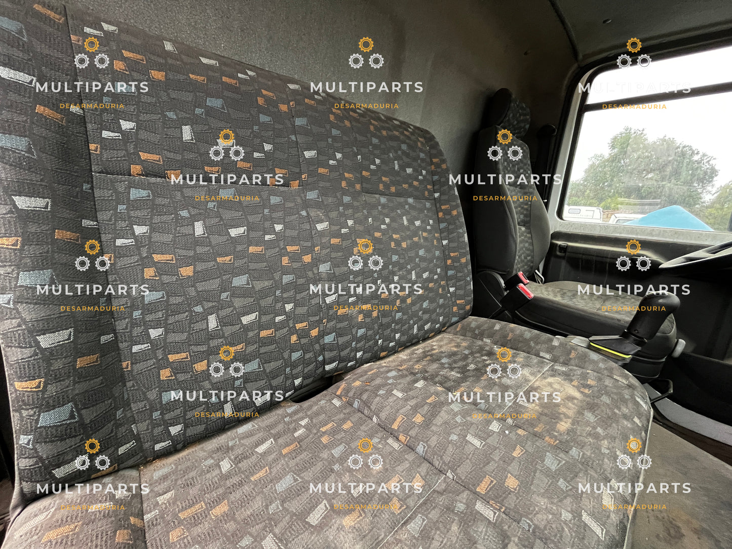 Cabina ford cargo 1119 año 2017
