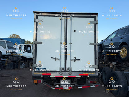 Mitusbishi canter fuso 815 año 2022