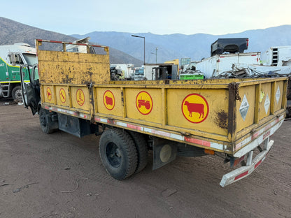 Mitsubishi canter fuso año 2010