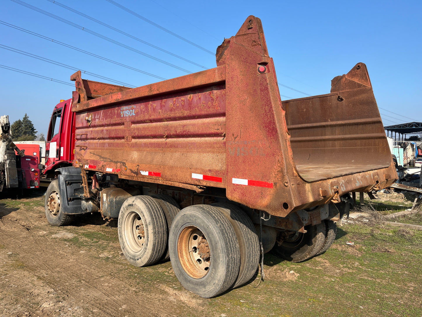 Ford cargo 3133 6x4 año 2013