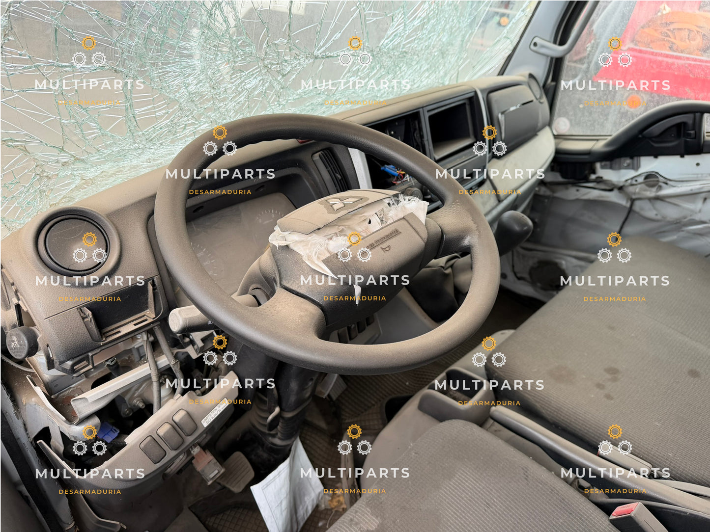 Mitsubishi canter fuso 413 año 2023