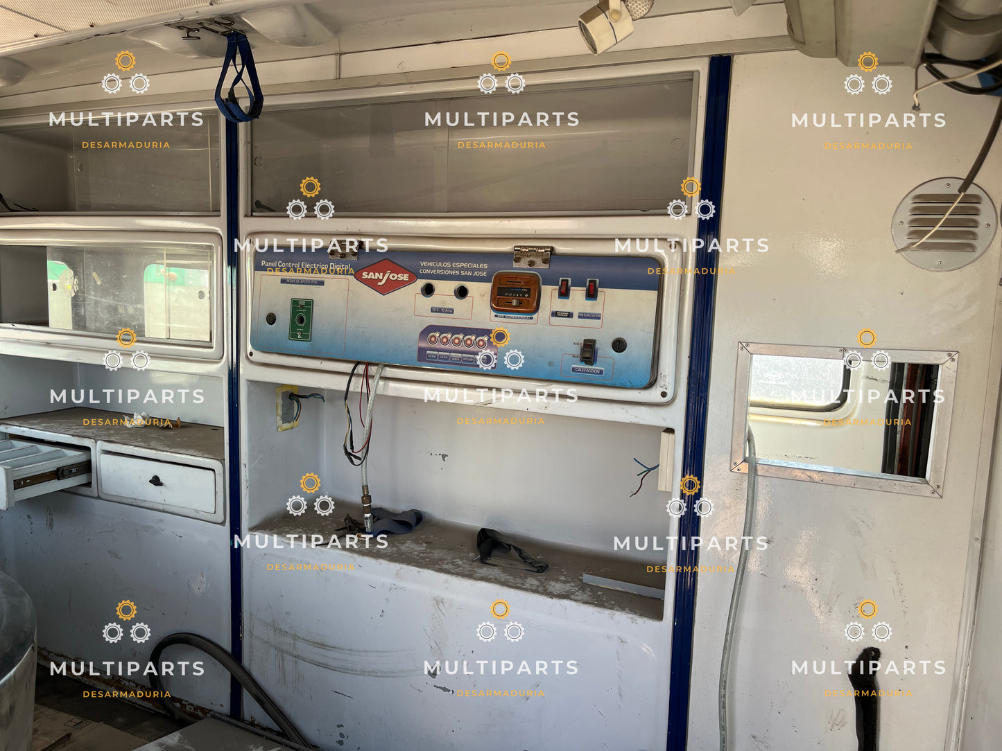 Cabina médica ambulancia San josé