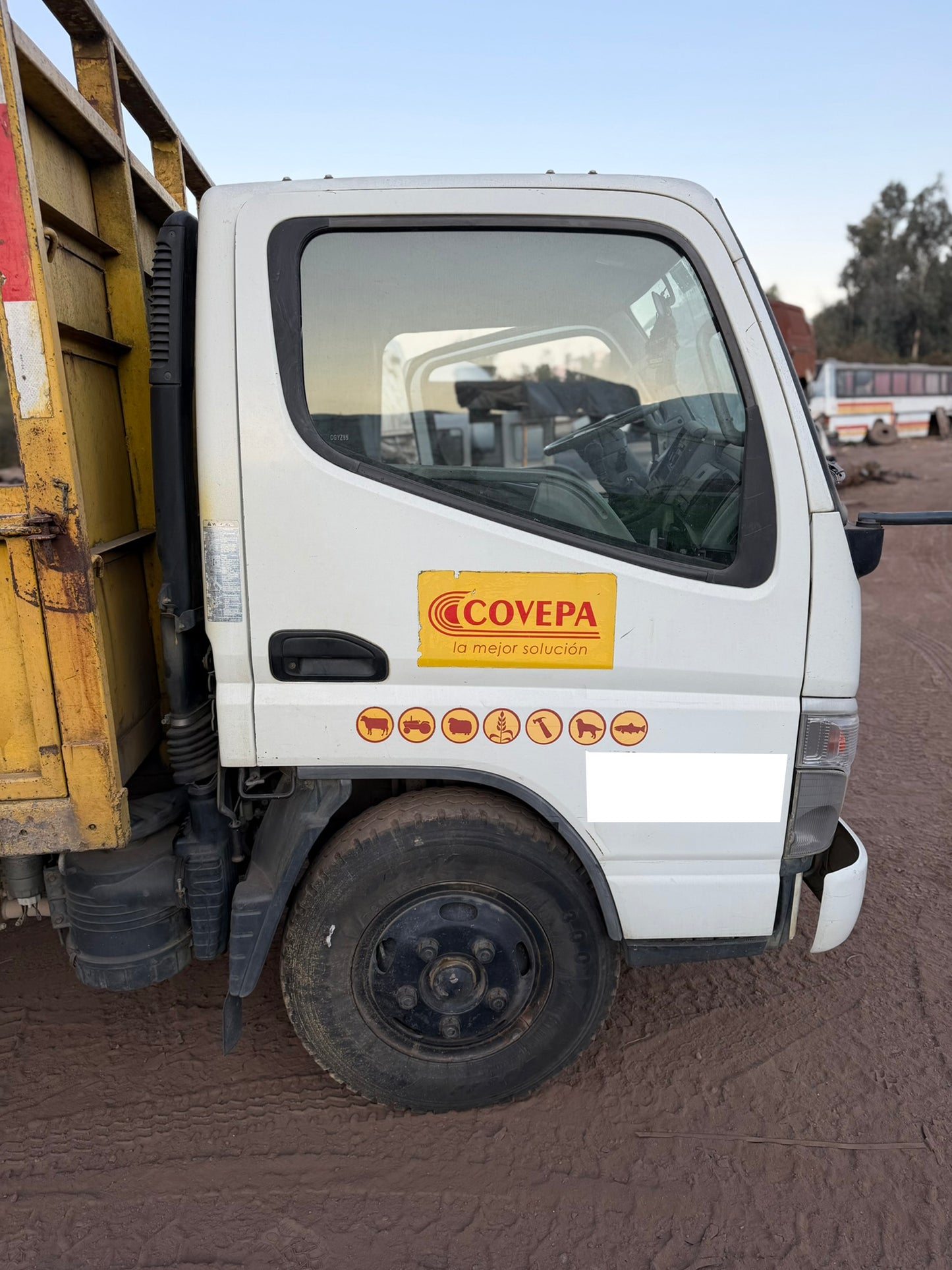 Mitsubishi canter fuso año 2010
