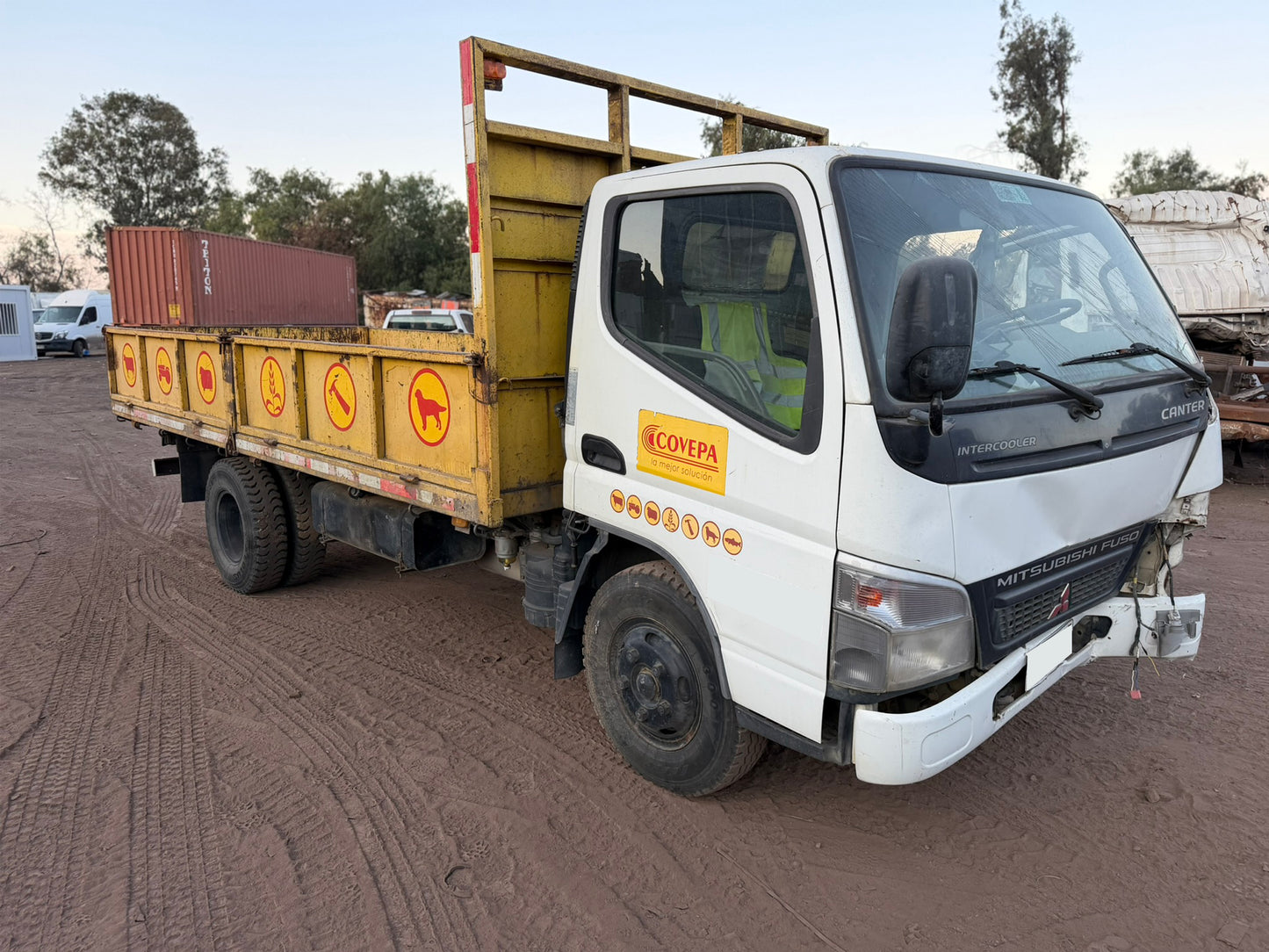 Mitsubishi canter fuso año 2010