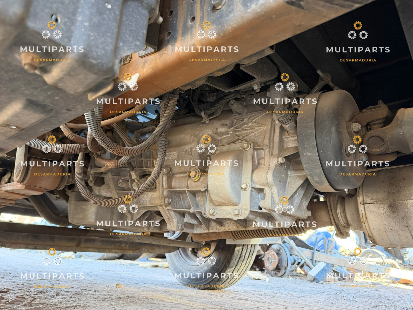 Mitusbishi canter fuso 815 año 2022